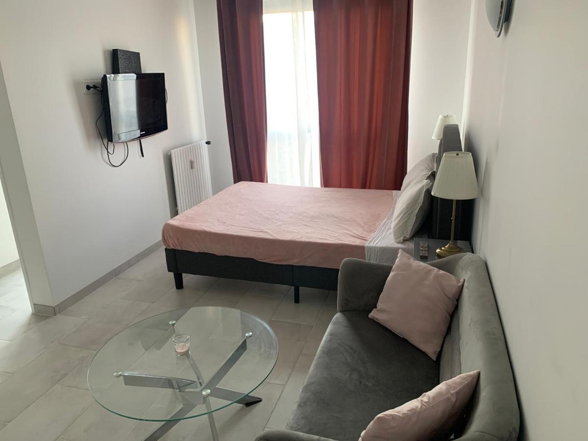 Апартаменти Lovely Studio Saint Jean Cachan, 20 Minutes From Luxembourg Gardens On Rer B And 350 M From Bagneux Rer B Екстер'єр фото